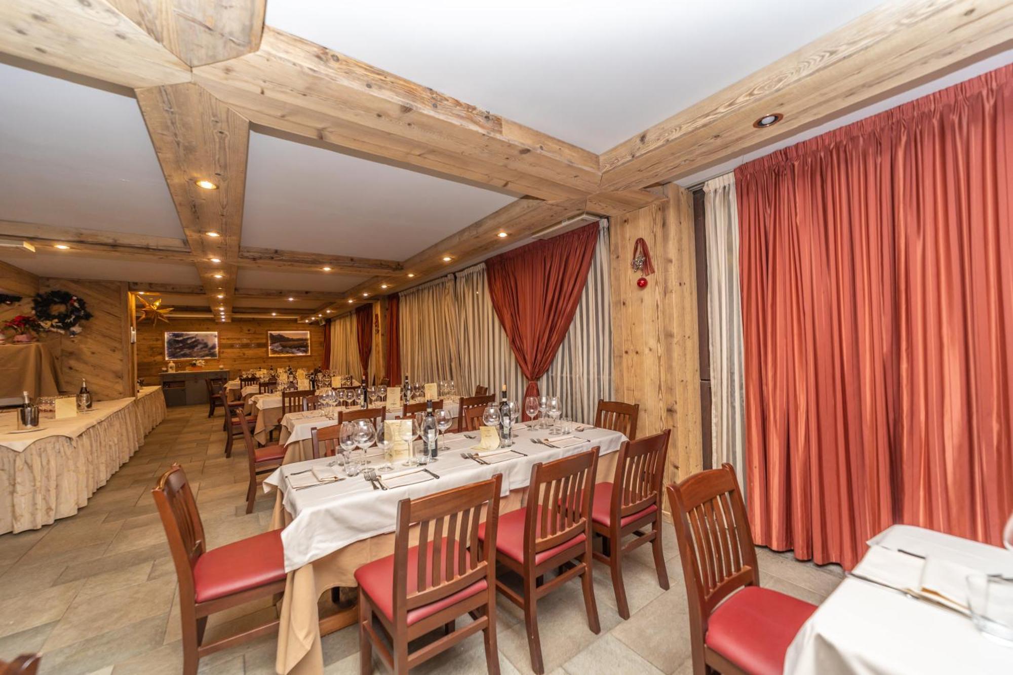 Hotiday Chalet Sestriere Vialattea Eksteriør bilde